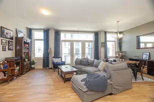 711 W Grand Ave, Chicago, IL 60654 - Photo 5