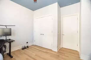 711 W Grand Ave, Chicago, IL 60654 - Photo 19