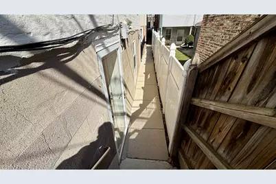 2918 S Poplar Avenue #R, Chicago, IL 60608 - Photo 13