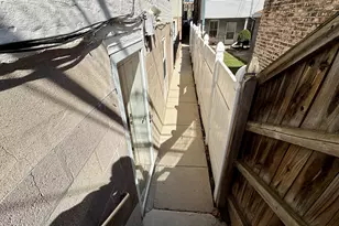 2918 S Poplar Ave, Chicago, IL 60608 - Photo 13