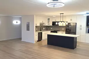 375 Plum Creek Dr, Wheeling, IL 60090 - Photo 15