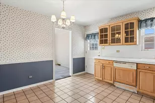 554 N Westwood Ave, Lombard, IL 60148 - Photo 11