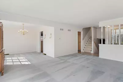 554 N Westwood Avenue, Lombard, IL 60148 - Photo 3