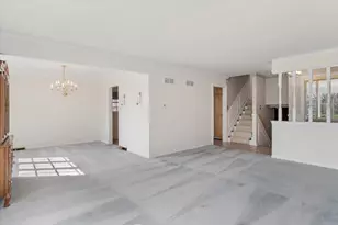 554 N Westwood Ave, Lombard, IL 60148 - Photo 3