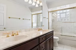 554 N Westwood Ave, Lombard, IL 60148 - Photo 13