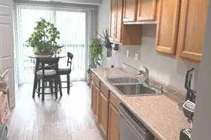 4840 Foster St, Skokie, IL 60077 - Photo 9