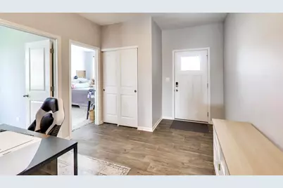 3807 Flynn Street, McHenry, IL 60050 - Photo 3
