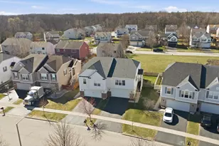 2450 Saddle Ridge Dr, Joliet, IL 60432 - Photo 5