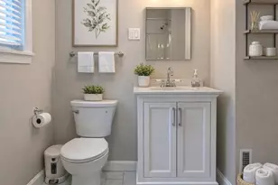 4848 Hull St, Skokie, IL 60077 - Photo 13