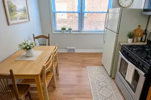 4848 Hull St, Skokie, IL 60077 - Photo 7