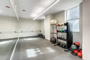 2440 N Lakeview Ave, Chicago, IL 60614 - Photo 25