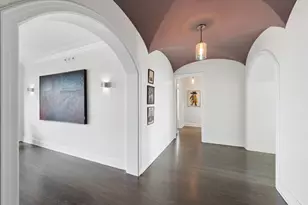 2440 N Lakeview Ave, Chicago, IL 60614 - Photo 3