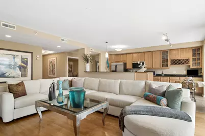 425 Benjamin Drive #202, Vernon Hills, IL 60061 - Photo 13
