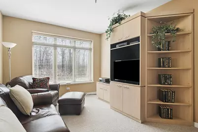 425 Benjamin Drive #202, Vernon Hills, IL 60061 - Photo 23