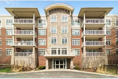 425 Benjamin Drive #202, Vernon Hills, IL 60061 - Photo 1