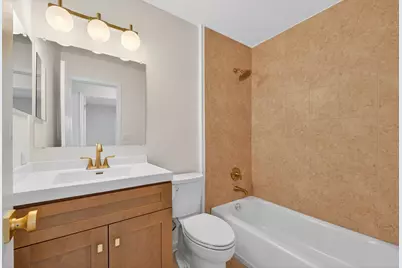 2301 Providence Court E, Naperville, IL 60565 - Photo 15