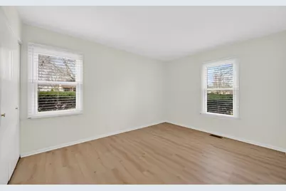 2301 Providence Court E, Naperville, IL 60565 - Photo 17