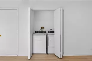 2301 Providence Ct E, Naperville, IL 60565 - Photo 11