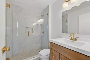 2301 Providence Ct E, Naperville, IL 60565 - Photo 21