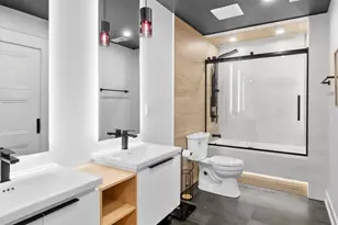 221 Olesen Dr, Naperville, IL 60540 - Photo 27