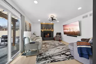 221 Olesen Dr, Naperville, IL 60540 - Photo 15