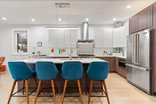 3033 N Clybourn Ave, Chicago, IL 60618 - Photo 7