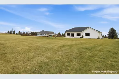 [Address not provided], Ringwood, IL 60072 - Photo 29