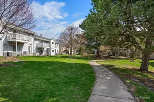 308 Sandpebble Ln, Aurora, IL 60504 - Photo 29