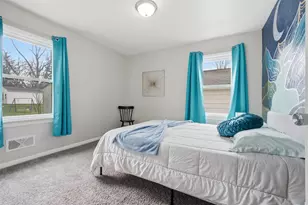 739 Hale St, Normal, IL 61761 - Photo 13