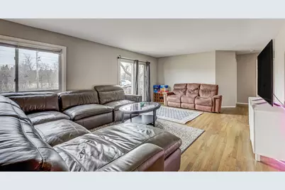 8864 Northshore Drive #1A, Des Plaines, IL 60016 - Photo 11