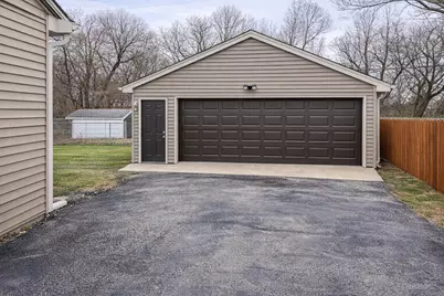 222 Harrison Street, Carpentersville, IL 60110 - Photo 11