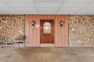 9520 Mayfield Ave S, Oak Lawn, IL 60453 - Photo 3