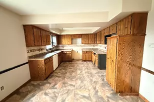 516 Ca Crest Dr, Shorewood, IL 60404 - Photo 9