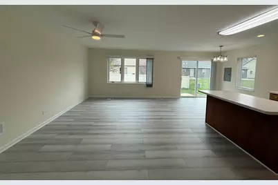 922 Bergera Street W, Braidwood, IL 60408 - Photo 5