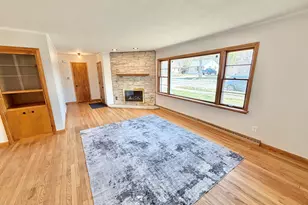 1615 26th St, Rockford, IL 61108 - Photo 5