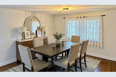 16062 Woodlawn East Avenue, South Holland, IL 60473 - Photo 9