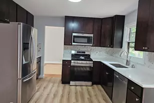 1016 Concord Dr, Bartlett, IL 60103 - Photo 7