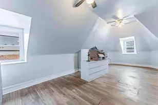 441 E 42nd St, Chicago, IL 60653 - Photo 39