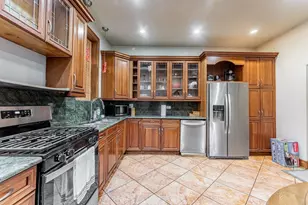 441 E 42nd St, Chicago, IL 60653 - Photo 17