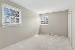 1620 Fairway Ln, Naperville, IL 60565 - Photo 21