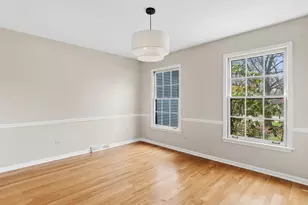 1620 Fairway Ln, Naperville, IL 60565 - Photo 11