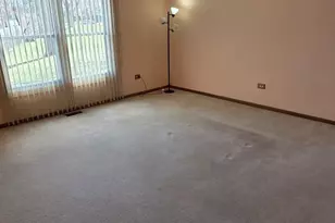 286 Nantucket Harbor, Schaumburg, IL 60193 - Photo 5