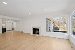 45 E Mallard Ln, Lake Forest, IL 60045 - Photo 3