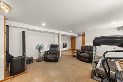 [Address not provided], Bellwood, IL 60104 - Photo 19