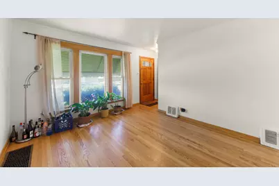 [Address not provided], Bellwood, IL 60104 - Photo 3