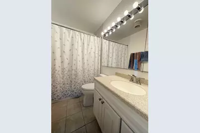 360 E Randolph Street #2006, Chicago, IL 60601 - Photo 7