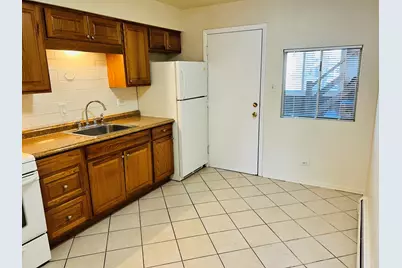 10376 Michael Todd Terrace #G, Glenview, IL 60025 - Photo 5