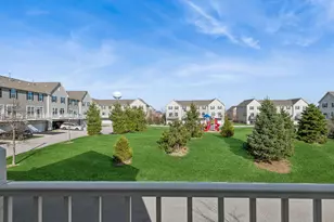 511 Cimmaron Cir, Crystal Lake, IL 60012 - Photo 19