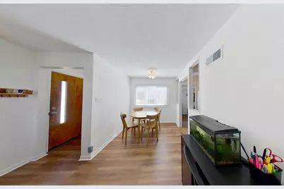 446 N Main Street, Lombard, IL 60148 - Photo 3