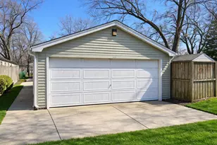 16826 Orchard Ridge Ave, Hazel Crest, IL 60429 - Photo 3